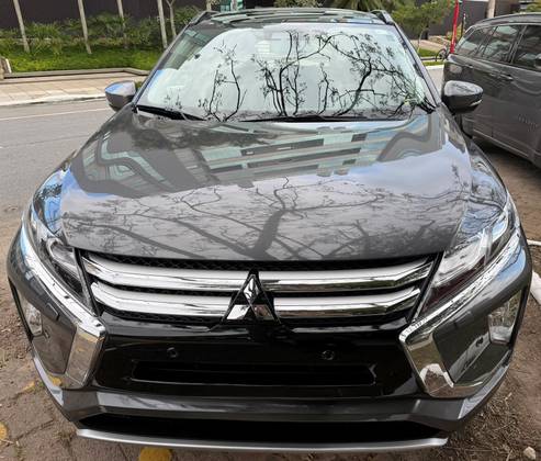 MITSUBISHI ECLIPSE CROSS 1.5 MIVEC TURBO GASOLINA HPE-S CVT MITSUBISHI ECLIPSE CROSS 1.5 MIVEC TURBO GASOLINA HPE-S CVT